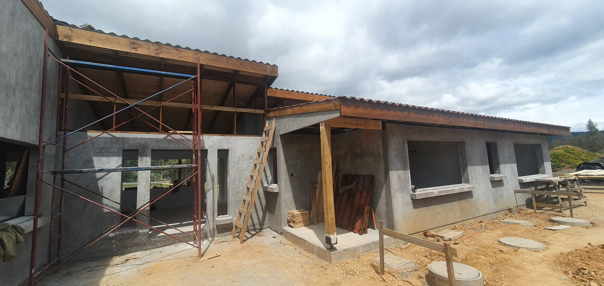 Casa Curepto en construcción, octubre 2022, obra de CCP Arquitectura